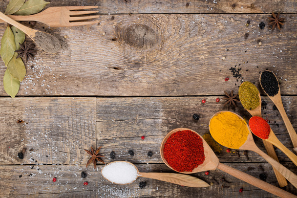 Background Board, decorated with herbs and spices - Foto, Imagem