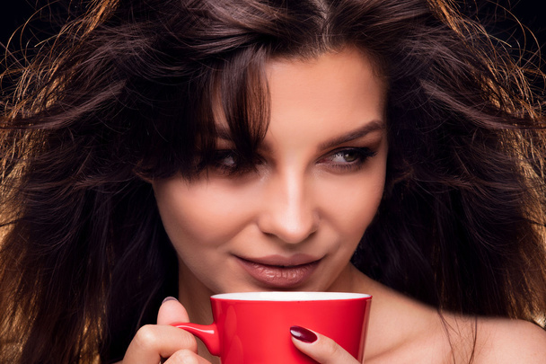 Pretty woman drinking coffee. - Fotoğraf, Görsel