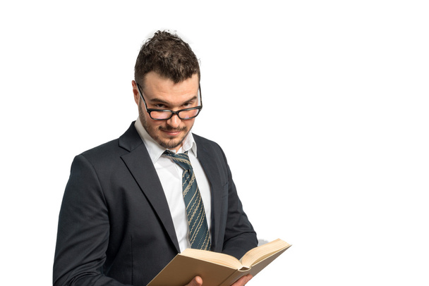 Businessman reading book - Foto, Imagen