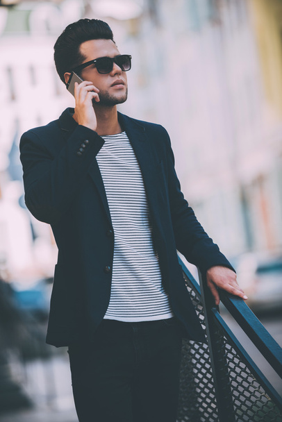 Man talking on the mobile phone  - Photo, Image