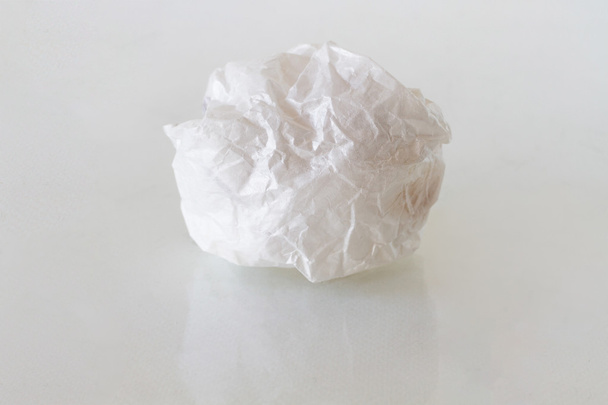 Τσακίστε τσαλακωμένο χαρτί - Φωτογραφία, εικόνα