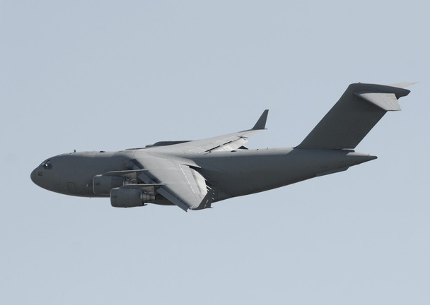 vliegtuig voor militair vervoer - Foto, afbeelding