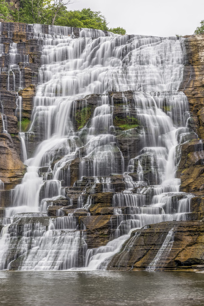 Cascada Ithaca Falls
 - Foto, Imagen
