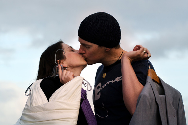 Bacio del giorno del matrimonio
 - Foto, immagini