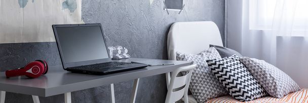 Grey landscape of a minimalist bedroom - Zdjęcie, obraz