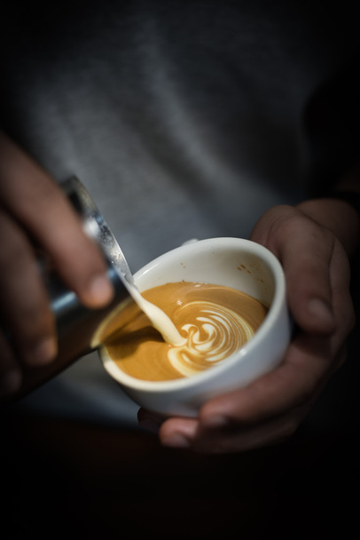 how to make coffee latte art - Foto, imagen