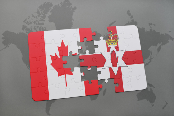 puzzle a nemzeti zászló Kanada és Észak-Írország a világtérképen háttér. - Fotó, kép