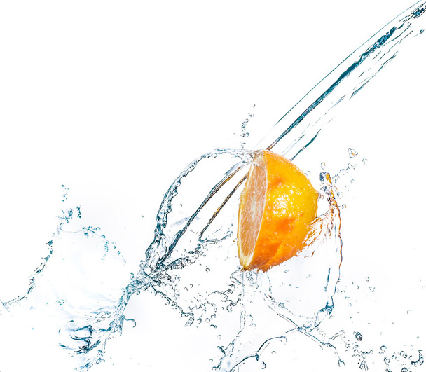 Orange with water splash - Foto, Imagen