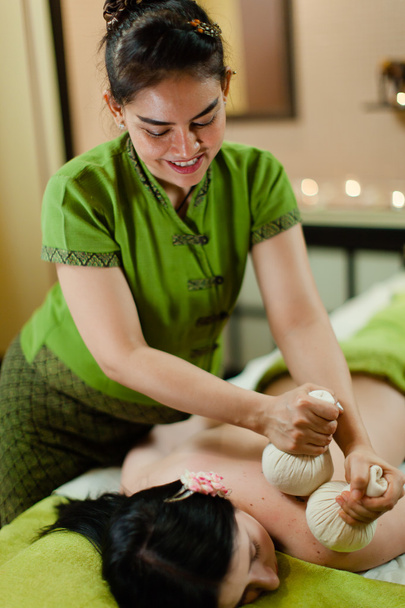 Thai herbal hot pack massage - Fotografie, Obrázek
