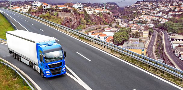 le camion cargo
 - Photo, image