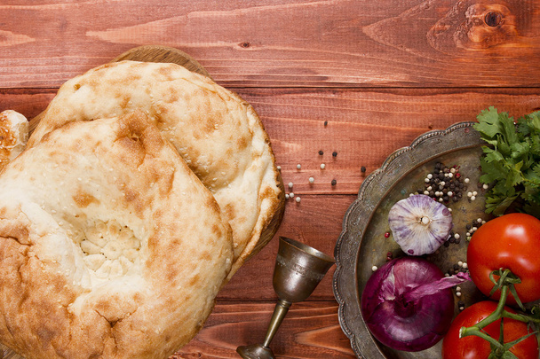 Traditional uzbek flatbread - Zdjęcie, obraz