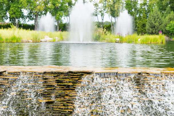 Human-made waterfall in a park - Fotografie, Obrázek