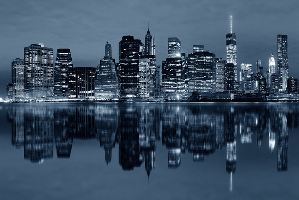 Манхэттен в ночное время
 - Фото, изображение