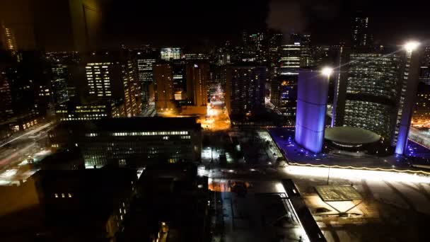 4K UltraHD Timelapse yö näkymä Toronton kaupungintalo, Kanada
 - Materiaali, video