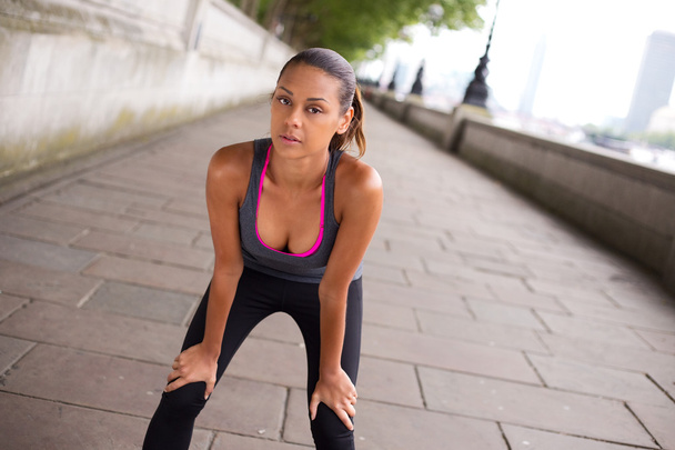 fitness woman exercising in london - Φωτογραφία, εικόνα