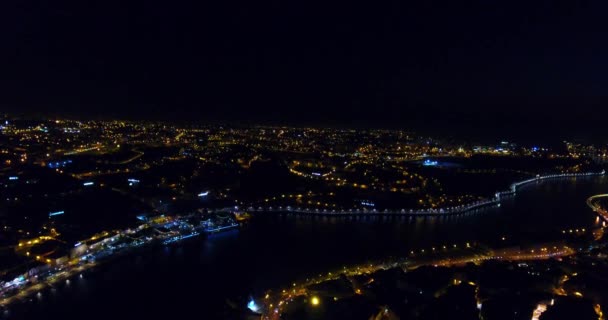 Porto, Portugal-cityscape over Douro rivier tijdens zonsondergang. - Video