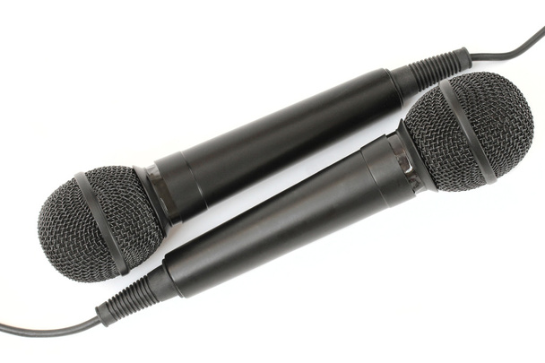 δύο μικρόφωνα σε ένα λευκό φόντο-var. 2 - Φωτογραφία, εικόνα