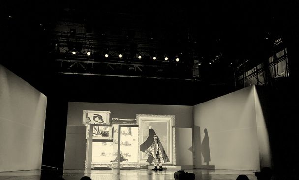 Frence modern dancer  - Valokuva, kuva