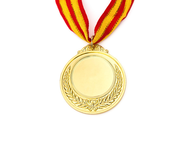 devant une médaille d'or sur fond blanc
 - Photo, image