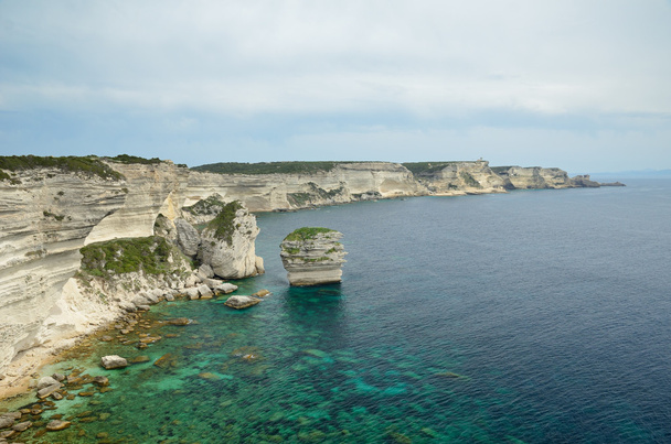 Côtes de mer près de Bonifacio
 - Photo, image