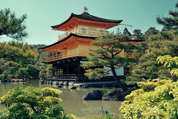 Templo Kinkaku-ji en Kyoto
 - Foto, Imagen