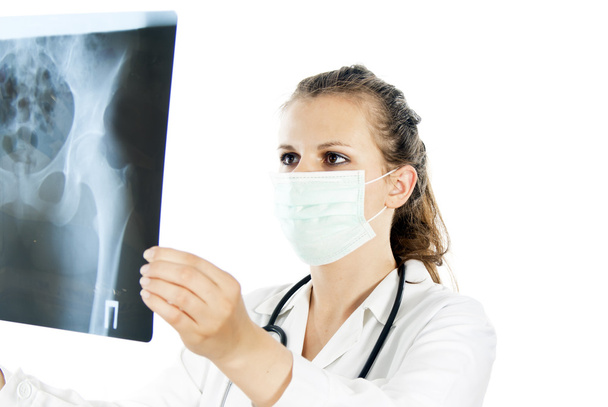 Doctor with x-ray photograph - Foto, Imagen