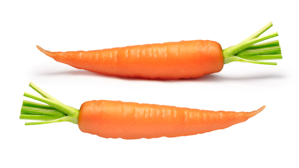 Две морковки, вырезанные дорожки
 - Фото, изображение