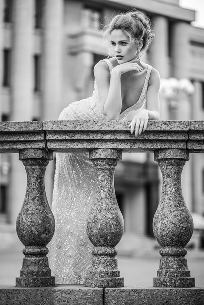 Beautiful girl in the wedding dress  - Valokuva, kuva