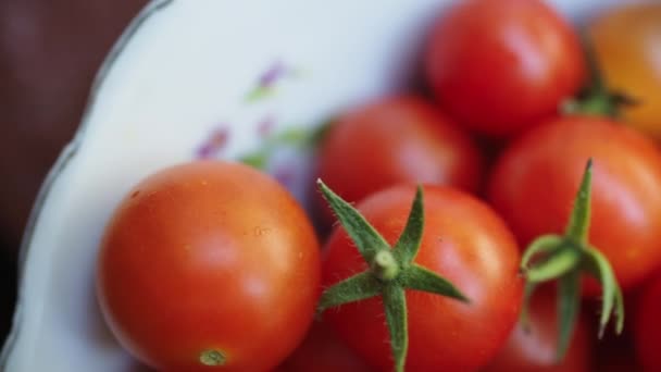 Tomaten auf dem Teller - Filmmaterial, Video