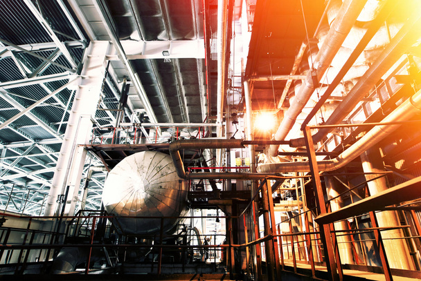 zona industrial, tuberías y equipos de acero - Foto, imagen