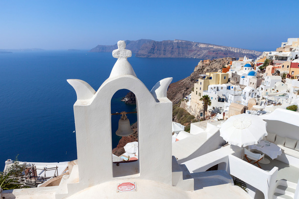 Case bianche e cupole blu di Oia, Santorini
. - Foto, immagini