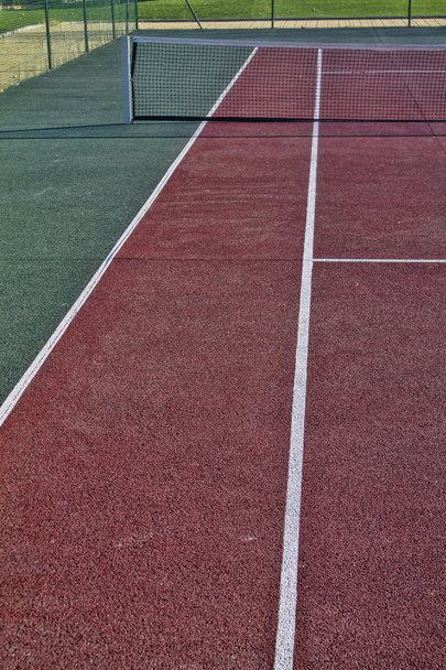savi tenniskenttä
 - Valokuva, kuva