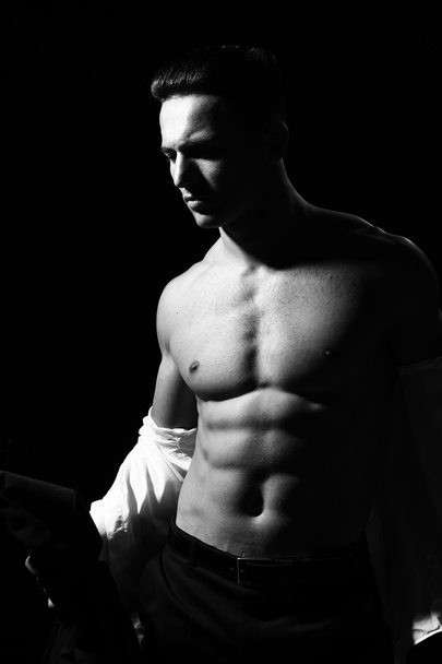 Sexy muscular man - Фото, изображение
