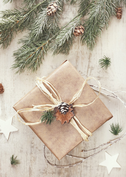 Christmas gift  with handmade wrapping - Foto, afbeelding
