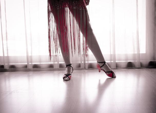 Nogi kobiety, taniec - Zdjęcie, obraz