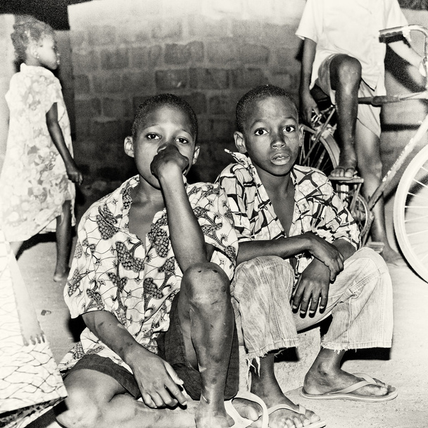 Two sad children from Togo - Fotoğraf, Görsel