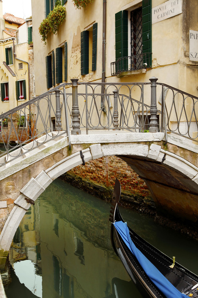 Gondola on the Venetian Lagoon - Fotografie, Obrázek