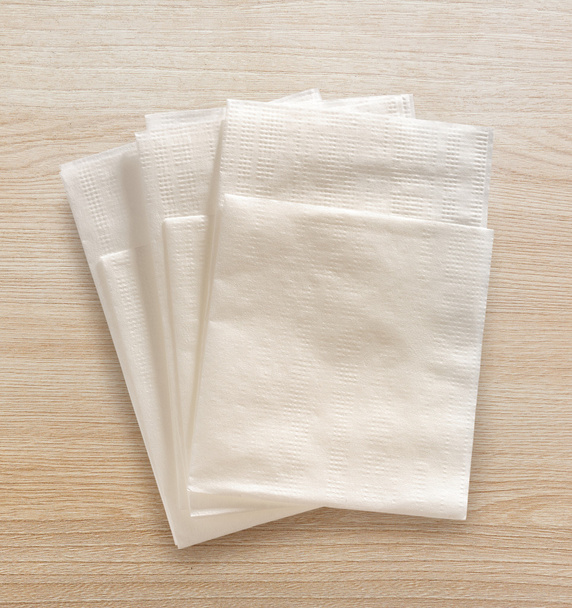 witte papieren servetten  - Foto, afbeelding
