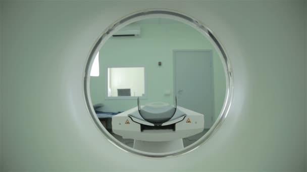 Dettaglio della macchina computerizzata dell'analizzatore di risonanza magnetica di tomografia CT
. - Filmati, video