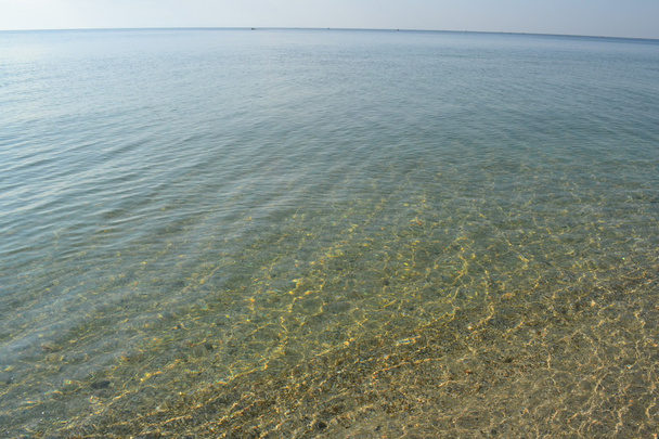 アゾフ澄んだ水と暖かい海 - 写真・画像
