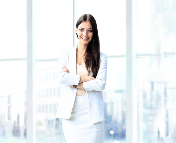 Beautiful businesswoman portrait at office - Foto, imagen
