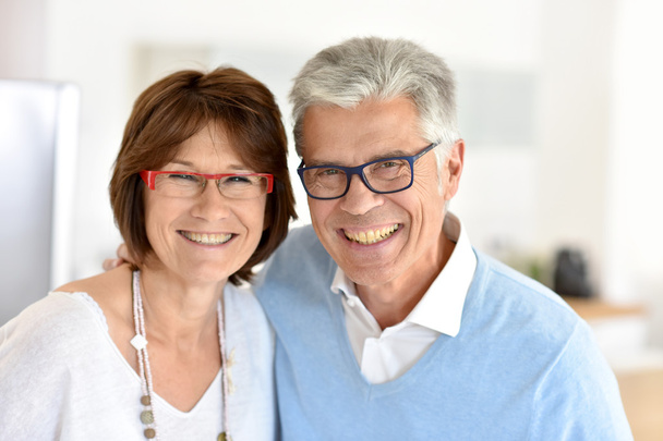 mature  couple smiling  - Foto, afbeelding
