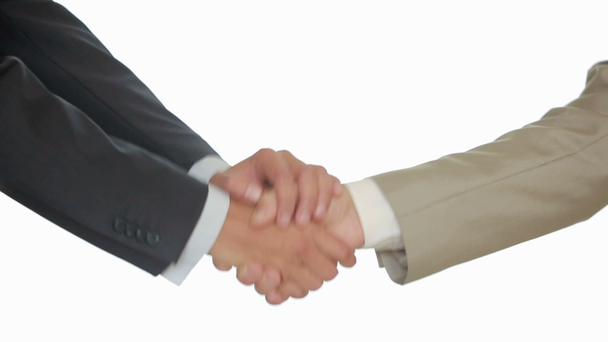 Деловое рукопожатие с белым фоном, двое мужчин пожимают руки
 - Кадры, видео