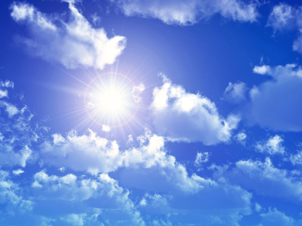 Μπλε ουρανός με ήλιο και σύννεφα - Φωτογραφία, εικόνα