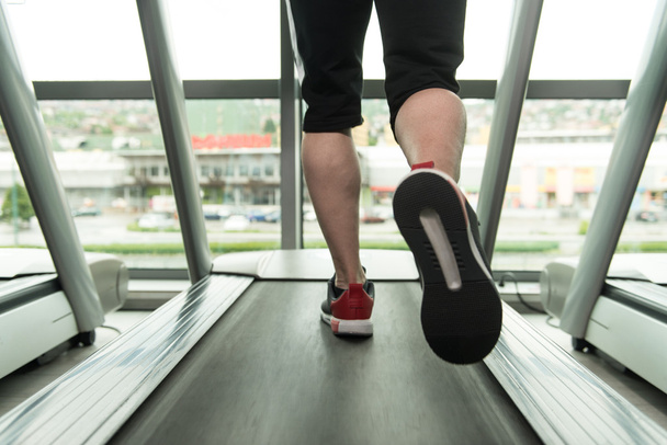 Exercising On A Treadmill Close-Up - Φωτογραφία, εικόνα
