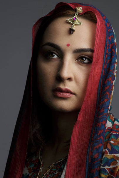 Portrait of a beautiful woman in traditional - Photo, Image