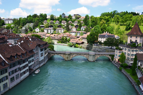Näkymä Bern ja Aare joelle, Sveitsi
. - Valokuva, kuva