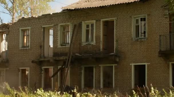 Demolition old house - Záběry, video