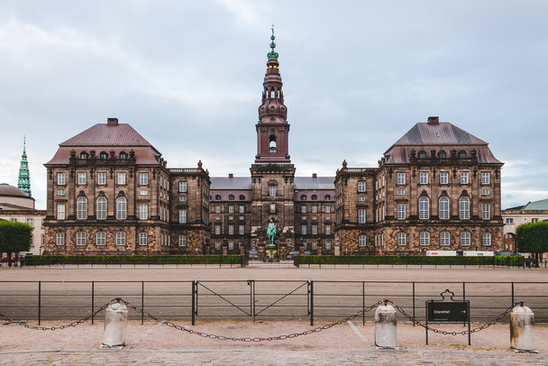 Christiansborg Palace in Copenhagen - Fotografie, Obrázek