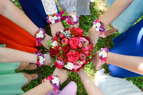 свадебный букет с цветами
 - Фото, изображение